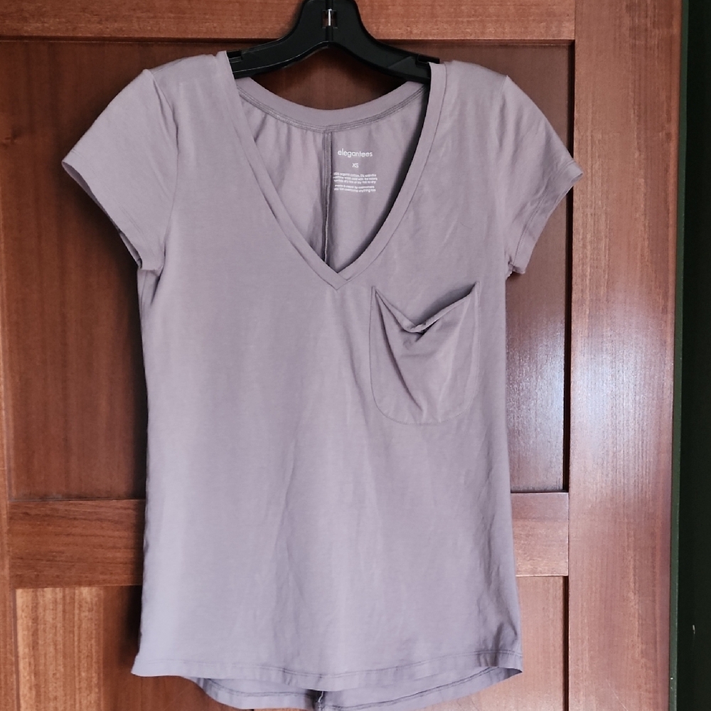 Elegantrees Women's V-Neck Short Sleeve Tee - Gray